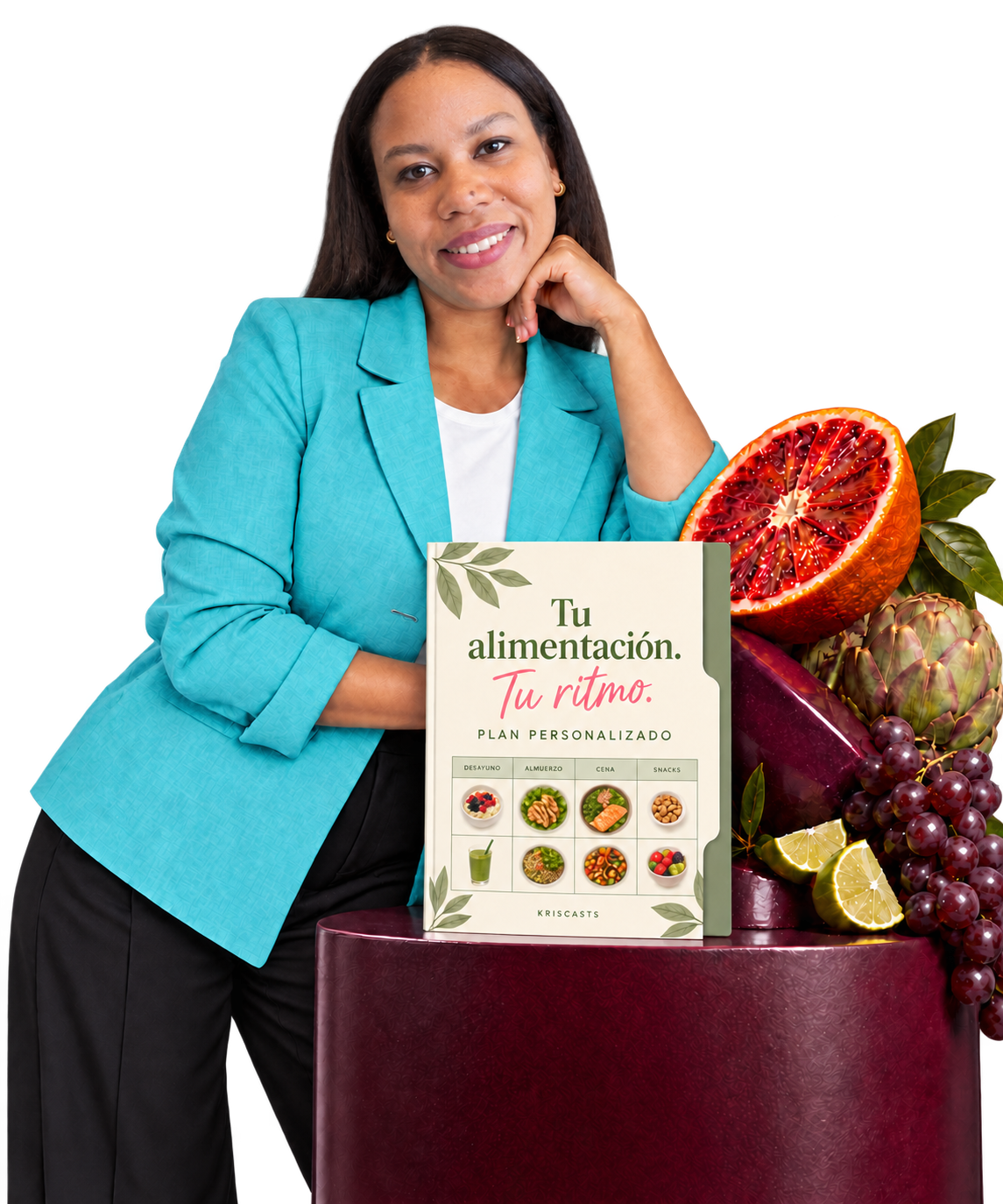 Kris junto a frutas, vegetales y una carpeta de planes de alimentación personalizados